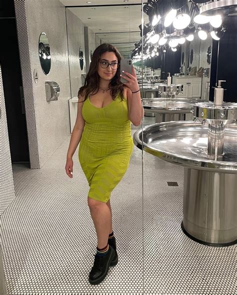 qveenjulia / juliaain.